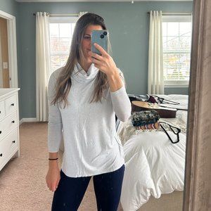 Kenneth Cole Cow Neck Long Sleeve Top